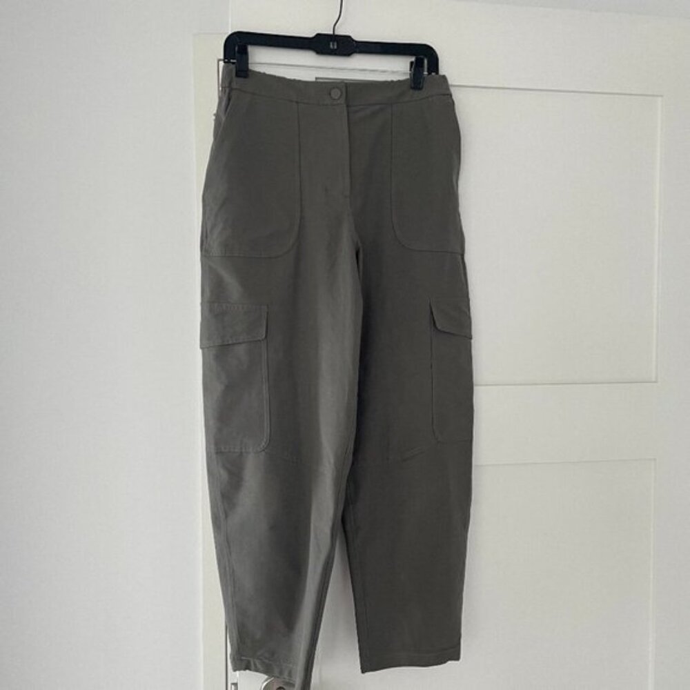 LULULEMON Light Utilitech Cargo Pocket High-Rise Pant Women's Size 29 army green